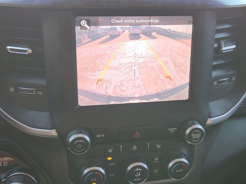 Used 2019 RAM 1500 Big Horn AWD/4WD image 19