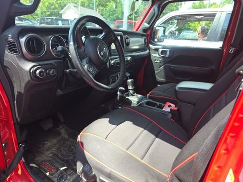 Used 2019 Jeep Wrangler Unlimited Sport S AWD/4WD image 10