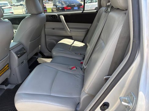 Used 2008 Toyota Highlander 2WD image 9