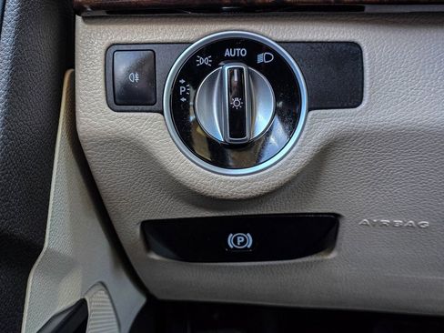 Used 2015 Mercedes-Benz GLK 350 GLK 350 image 28