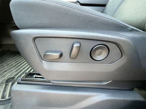 New 2025 GMC Sierra 1500 SLE w/ Max Trailering Package image 13