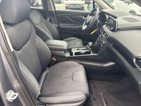 Used 2019 Hyundai Santa Fe SE image 31