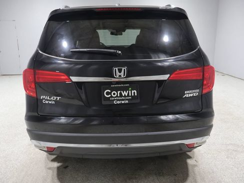 Used 2017 Honda Pilot Touring image 3