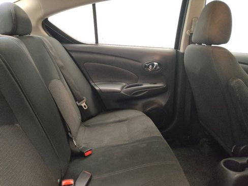 Used 2019 Nissan Versa SV image 19