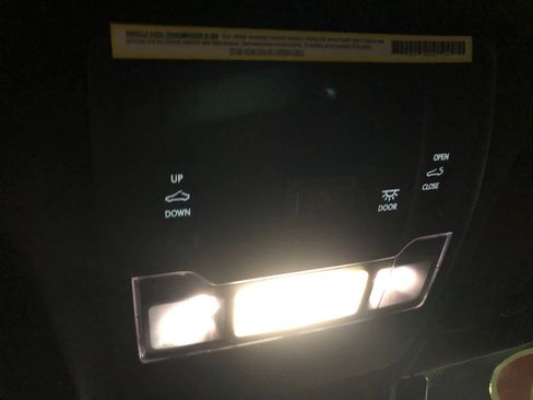 Used 2020 Lexus UX 250h w/ Premium Package image 16