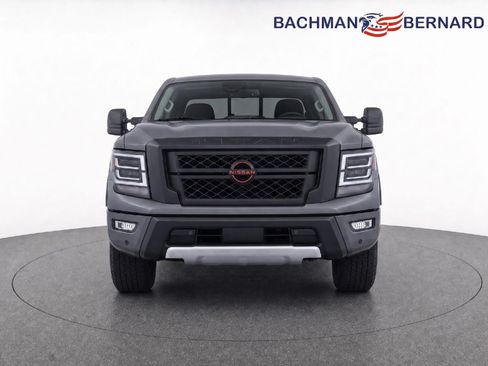 Used 2024 Nissan Titan PRO-4X w/ Pro-4x Convenience Package AWD/4WD image 2