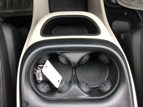 Used 2019 Chrysler Pacifica Touring-L Plus w/ Advanced Safetytec Group image 11