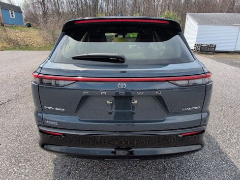 Certified 2025 Toyota Crown Signia w/ Advanced Technology Package image 6