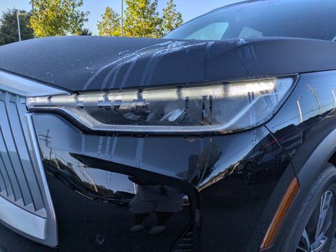 New 2026 INFINITI QX60 Luxe w/ Cargo Package image 8