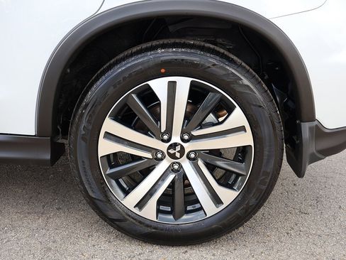 New 2025 Mitsubishi Outlander Sport ES image 19