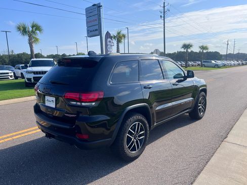 Certified 2021 Jeep Grand Cherokee Trailhawk w/ Trailhawk Luxury Group AWD/4WD image 4