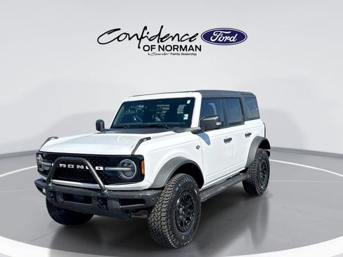 Used 2022 Ford Bronco Wildtrak AWD/4WD image 3