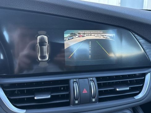 Used 2024 Alfa Romeo Giulia Sprint image 24