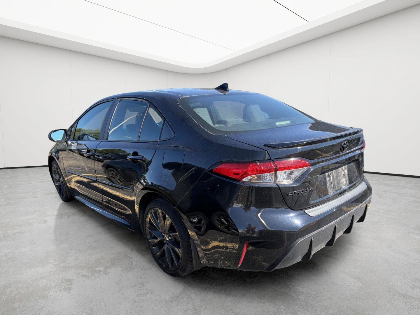 Used 2024 Toyota Corolla SE FWD image 6