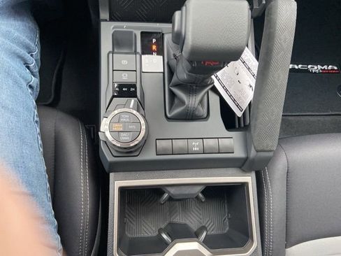 New 2026 Toyota Tacoma TRD Off-Road AWD/4WD image 21