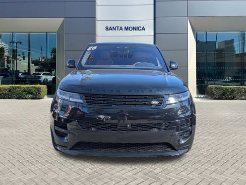 Used 2023 Land Rover Range Rover Sport SE Dynamic image 3