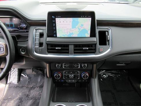 Certified 2022 Chevrolet Suburban High Country image 25