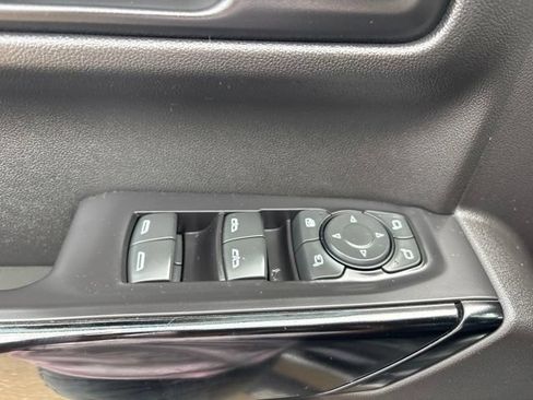 Used 2021 GMC Sierra 1500 AT4 w/ AT4 Premium Package AWD/4WD image 12
