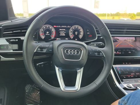 Used 2025 Audi Q7 3.0T Premium Plus AWD/4WD image 22