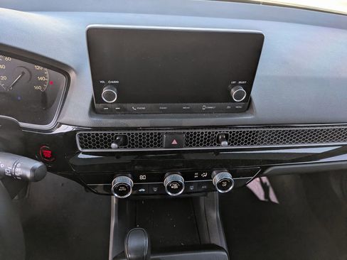 Used 2024 Honda Civic Sport image 15