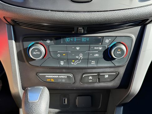 Used 2017 Ford Escape SE AWD/4WD image 22