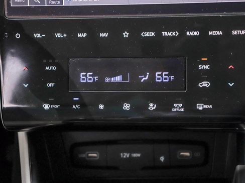 Used 2023 Hyundai Tucson Limited FWD image 19