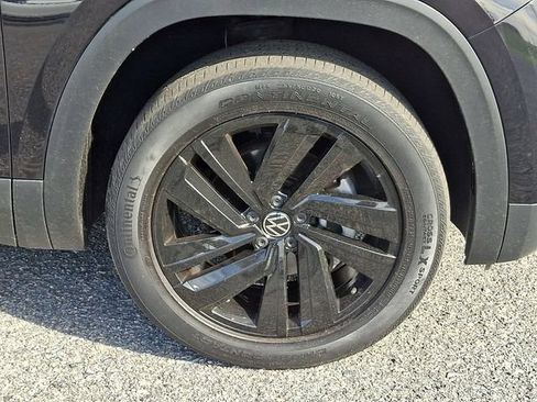 Used 2022 Volkswagen Atlas Cross Sport SE w/ Black Wheel Package AWD/4WD image 8