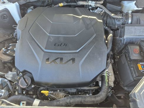 Used 2025 Kia Telluride S AWD/4WD image 19
