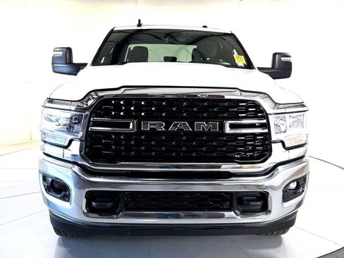 Used 2024 RAM 2500 Big Horn w/ Off Road Package AWD/4WD image 9