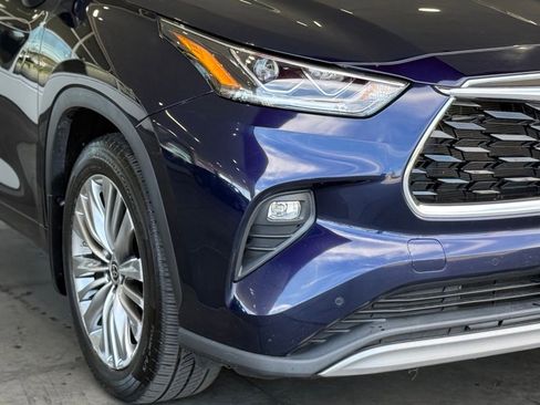 Used 2022 Toyota Highlander Platinum image 8