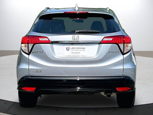 Used 2019 Honda HR-V Sport image 8
