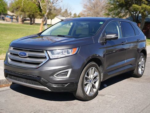 Used 2017 Ford Edge Titanium w/ Technology Package FWD image 1