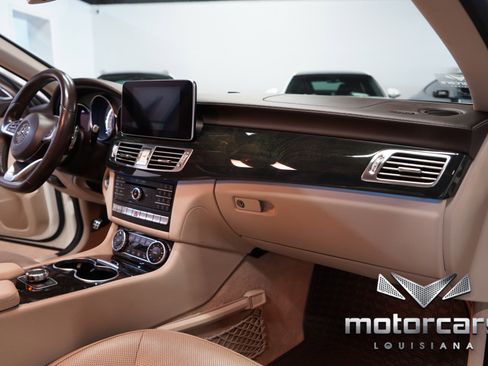 Used 2016 Mercedes-Benz CLS 400 image 25