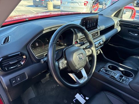 Used 2024 Honda Pilot Touring image 21