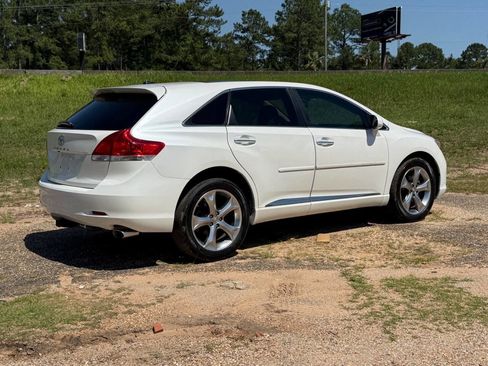 Used 2011 Toyota Venza w/ Comfort Pkg FWD image 6