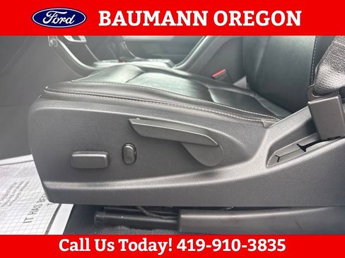 Used 2019 Chevrolet Colorado LT w/ Redline Special Edition AWD/4WD image 16