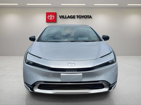 New 2026 Toyota Prius Plug-In Hybrid FWD image 8