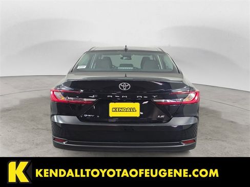 Certified 2025 Toyota Camry LE image 4