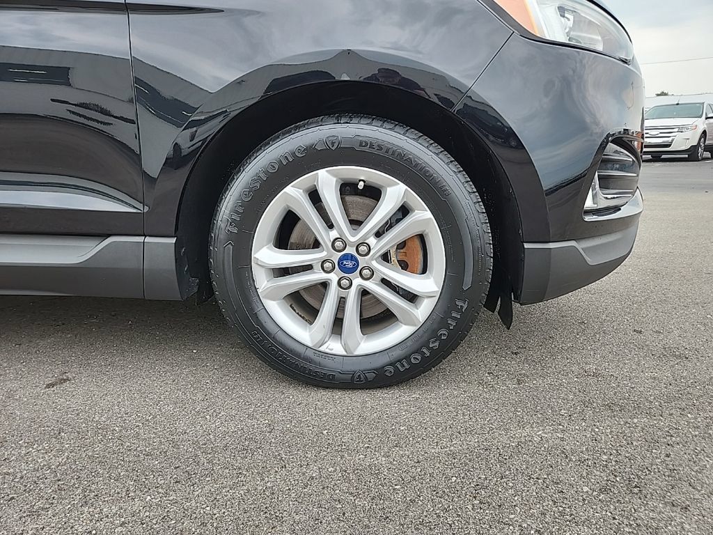 Used 2020 Ford Edge SEL AWD/4WD image 3