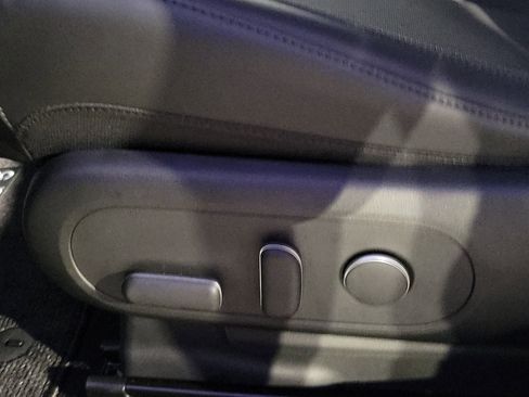 Used 2025 Hyundai Ioniq 5 SEL image 15