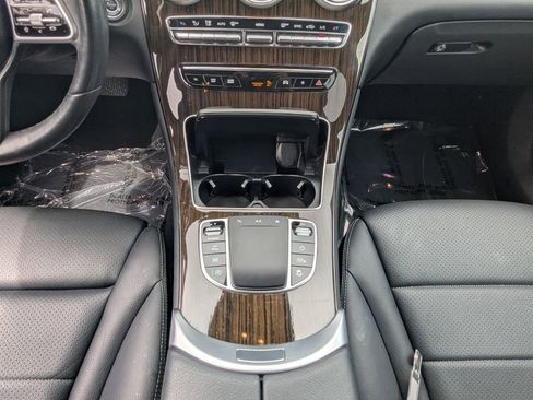 Used 2022 Mercedes-Benz GLC 300 4MATIC w/ Driver Assistance Package image 6