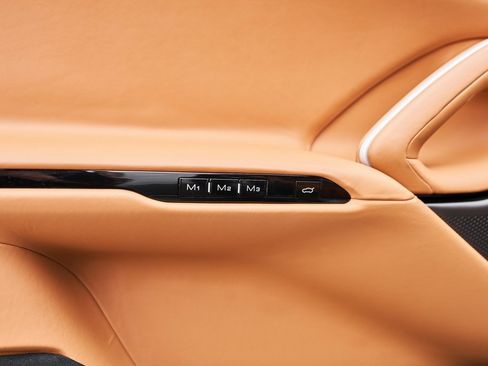 Used 2025 Ferrari Purosangue image 40