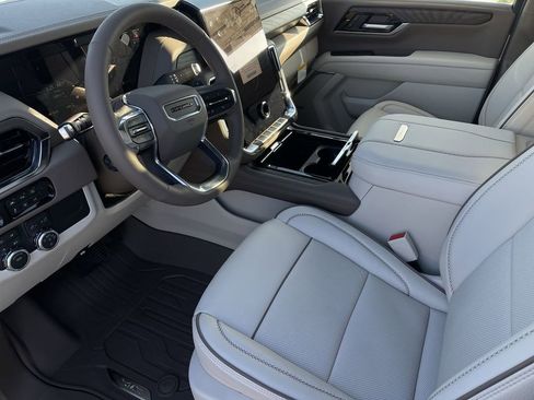 New 2026 GMC Yukon XL Denali w/ LPO, Floor Liner Package image 10