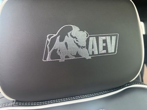 Used 2025 GMC Sierra 2500 AT4X w/ AT4X AEV Edition AWD/4WD image 28