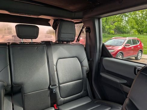 Used 2021 Ford Bronco Badlands AWD/4WD image 14
