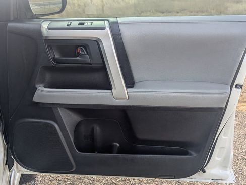 Used 2010 Toyota 4Runner SR5 image 20