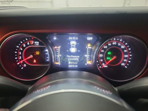 Used 2021 Jeep Gladiator Rubicon w/ Trailer Tow Package image 16