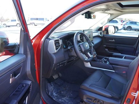 Used 2023 Toyota Tundra Limited image 15