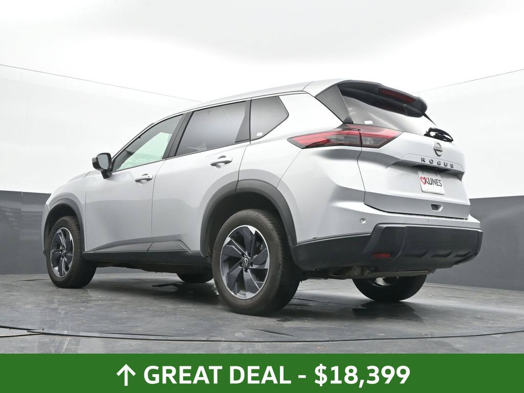 Used 2025 Nissan Rogue SV FWD image 44