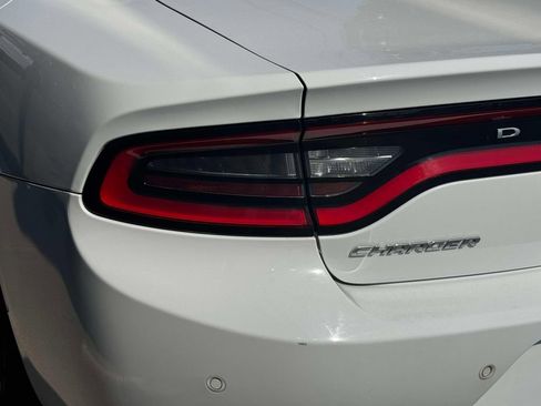 Used 2021 Dodge Charger SXT w/ Leather Interior Group RWD image 8